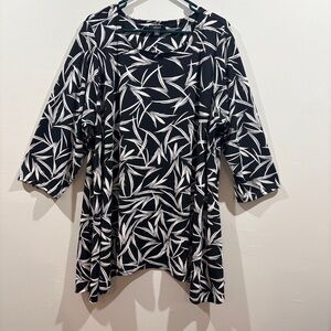 Plus Size 4X Black White Leaf Print Tunic Fall Top Alfani Stretch Blouse